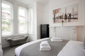 Flat A - Spacious ground floor, 1 bedroom apartment in Central Southsea, Portsmouth